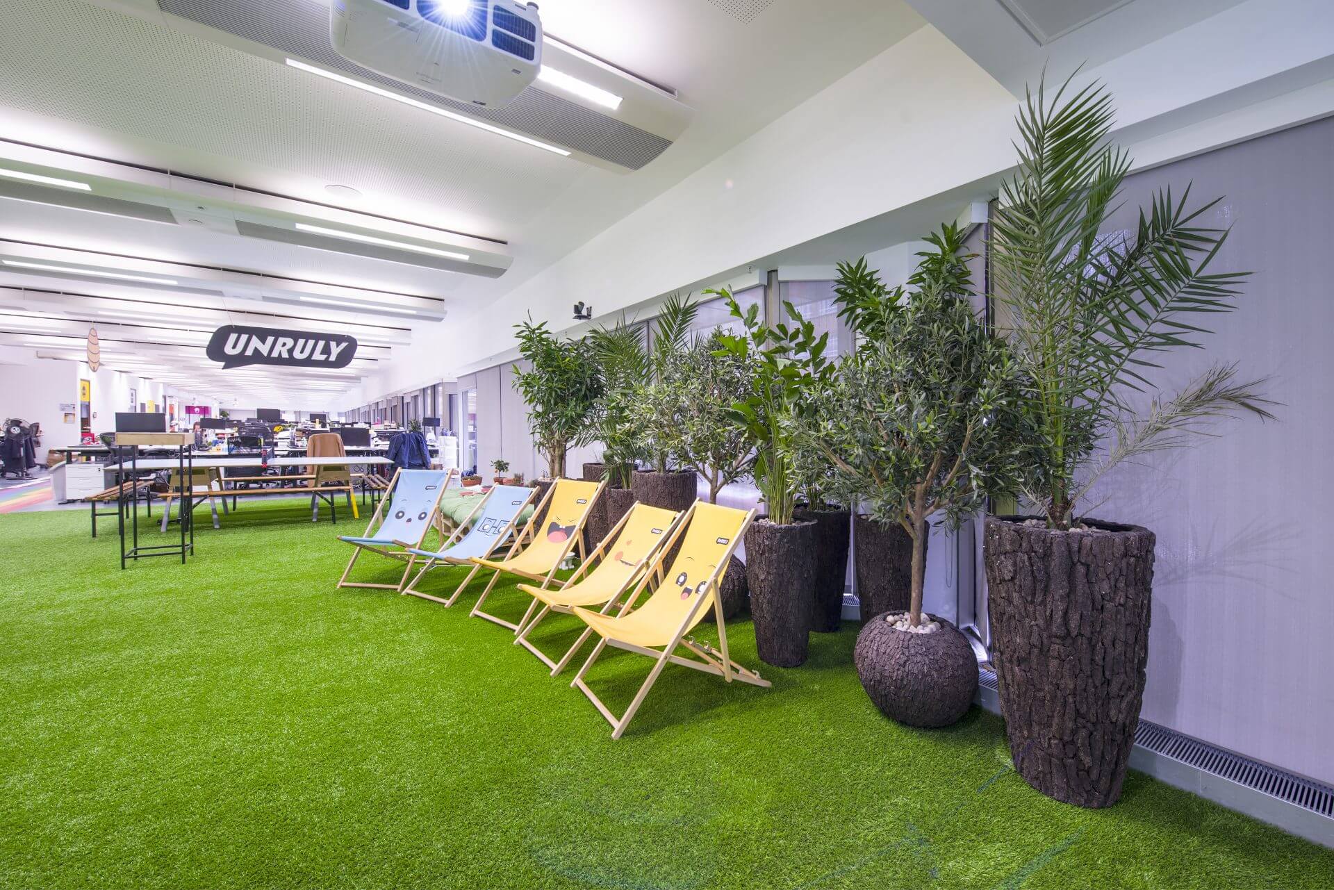 Deckchairs indoors