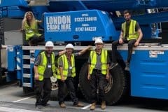 crane working men